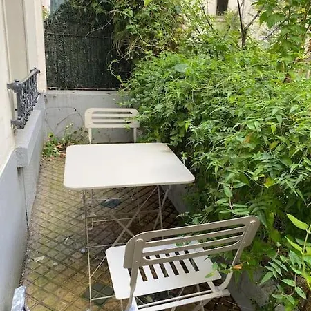 Cosy Vue Sur Jardin